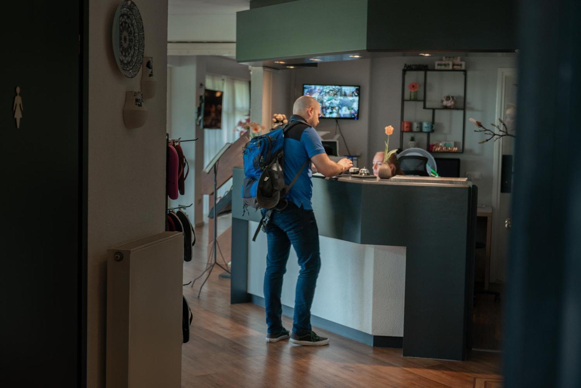 Boutique Hotel Herbergh Amsterdam Airport Free Parking Badhoevedorp Zewnętrze zdjęcie