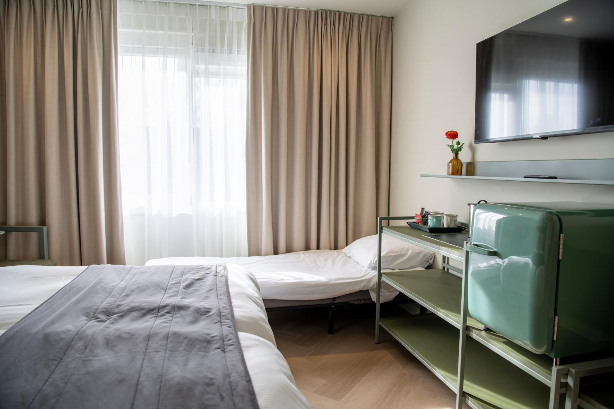 Boutique Hotel Herbergh Amsterdam Airport Free Parking Badhoevedorp Zewnętrze zdjęcie